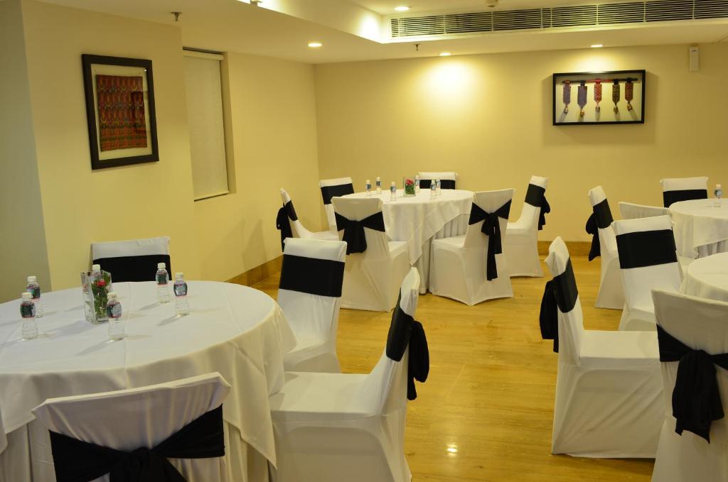 Luxury Suites Hotels in Ahmedabad