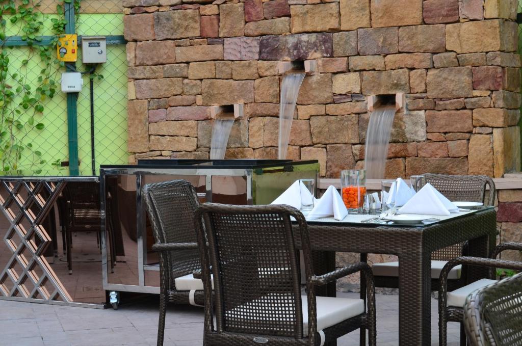 Best Hotels in Ahmedabad with Spa